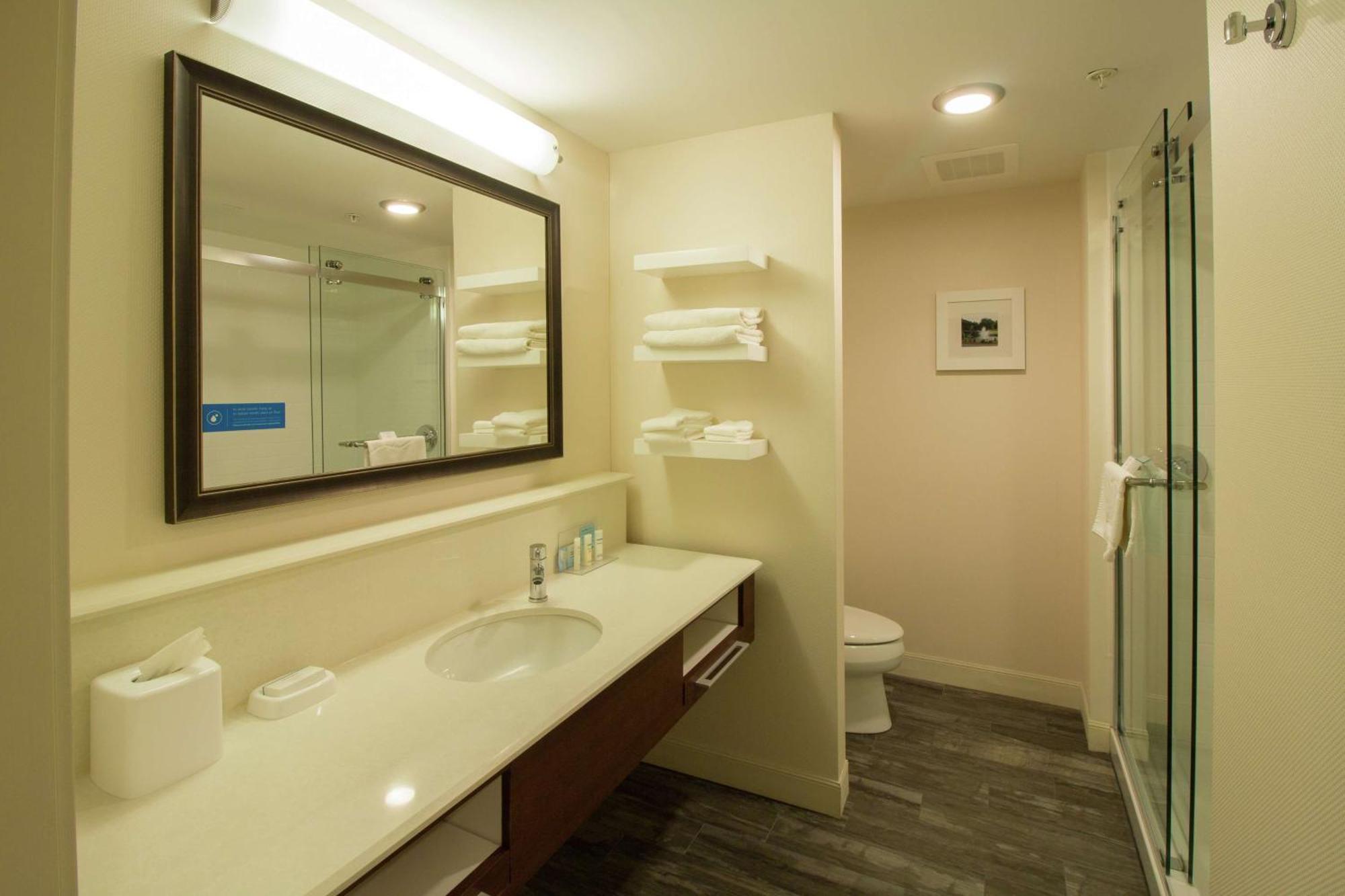 Hampton Inn & Suites Cazenovia, Ny Zewnętrze zdjęcie